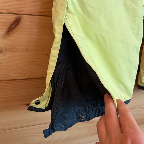 Columbia Omni-Heat Insulated Snow Pants - Picture 9 of 11